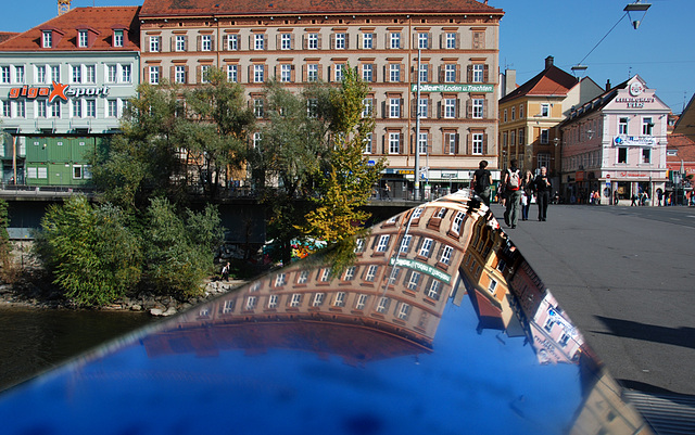 2 hours in Graz - 043 - Mur bridge reflection
