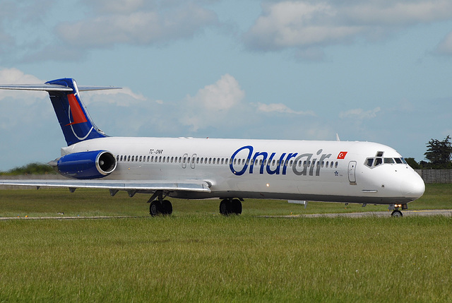 TC-ONR MD-88 Onur Air