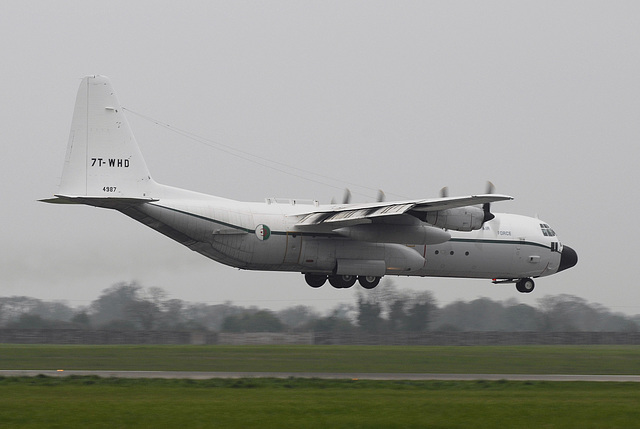 7T-WHD C-130H-30 Algerian Air Force