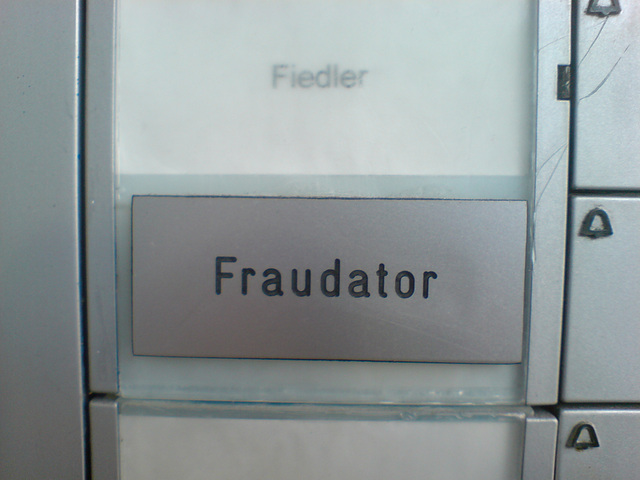 fraudator-01187