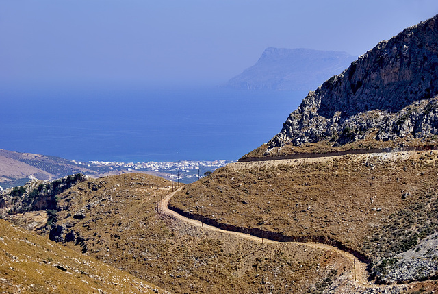 Looking back to Kissamos