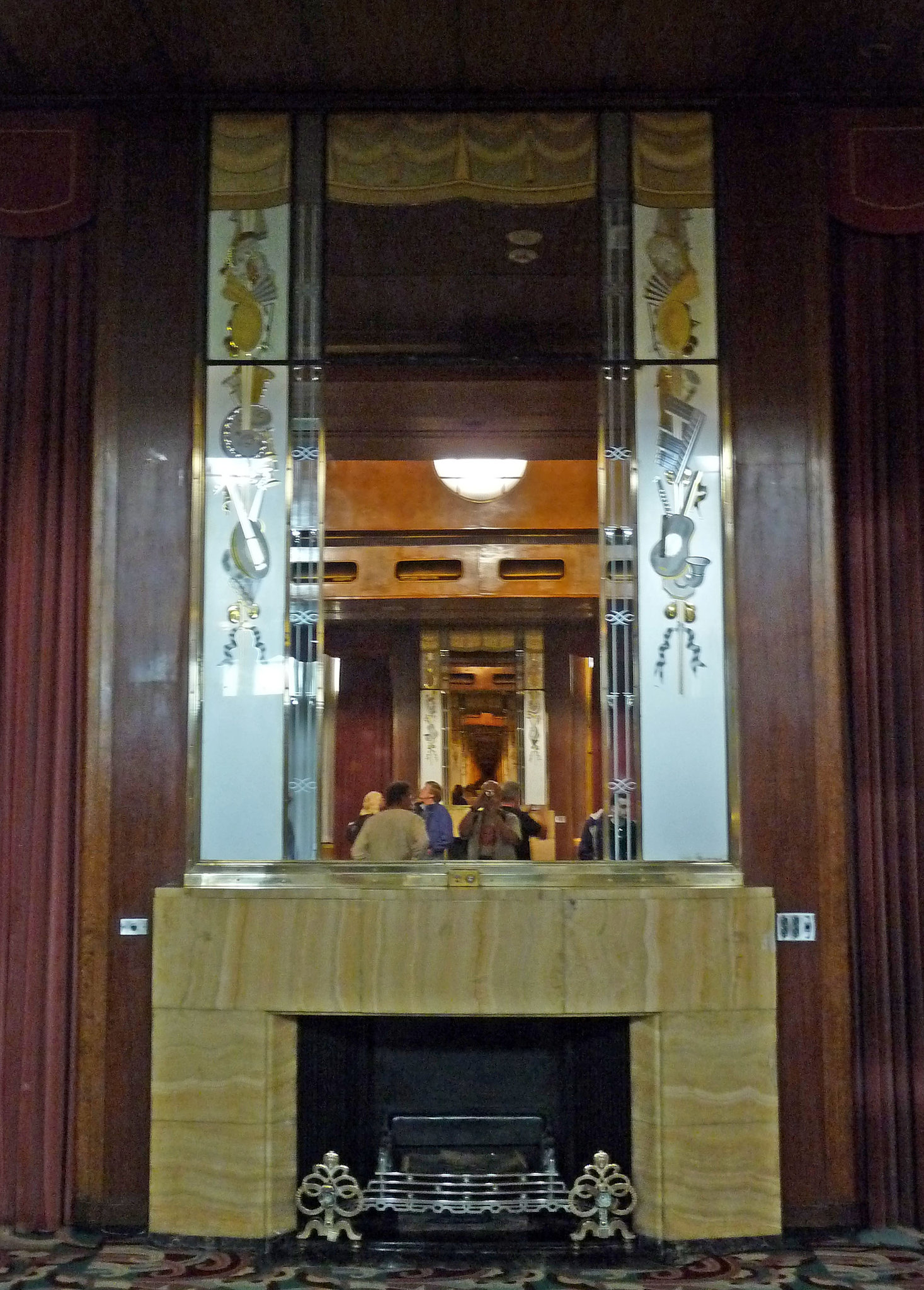 Queen Mary Ballroom (2825)