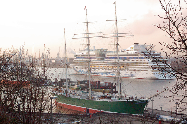 Aidaluna in Hamburg 2009