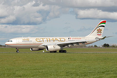 A6-EYR A330 Etihad Airways