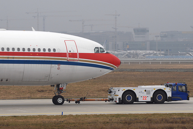 B-6122 A330-243 China Eastern