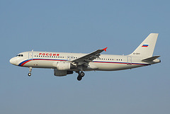 EI-DXY A320-212 Rossiya