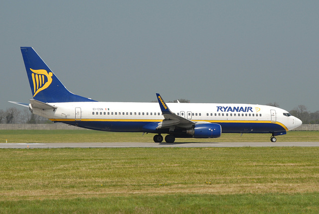 EI-CSN B737-8AS Ryanair