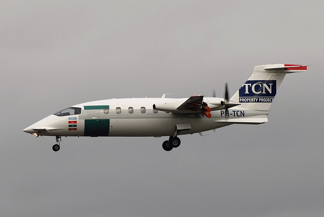 PH-TCN Piaggio 180