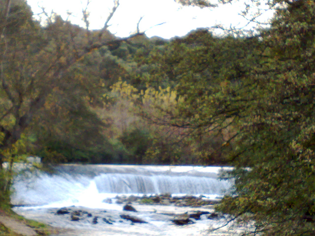Cascada en el río Ega cerca de Estella (Navarra)