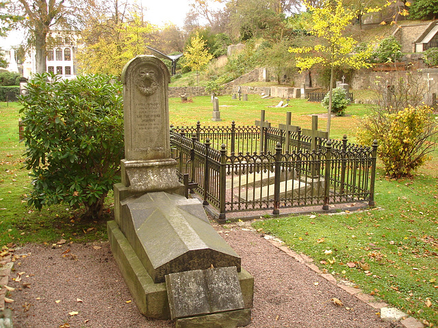 Cimetière de Helsingborg /  Helsingborg cemetery-  Suède / Sweden- The Jonssons.