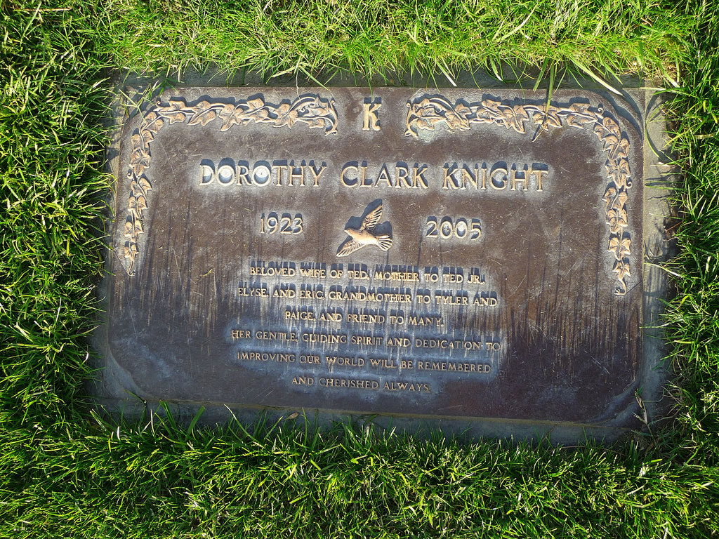 Dorothy Knight - Wife of Ted (2061)