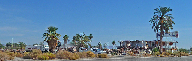 North Shore Motel Demolition (2125)