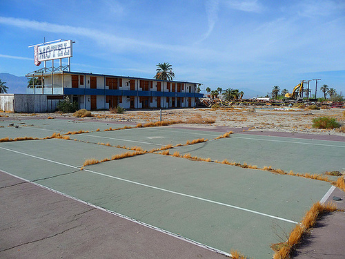 North Shore Motel Demolition (2140)