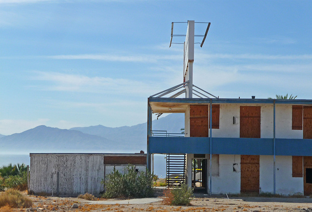 North Shore Motel Demolition (2142)