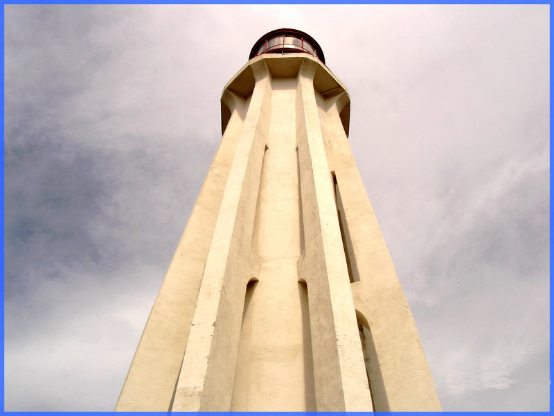 Phare / Lighthouse / Faro.