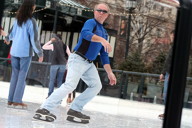 NGA.SculptureGardenIceRink.WDC.28dec08