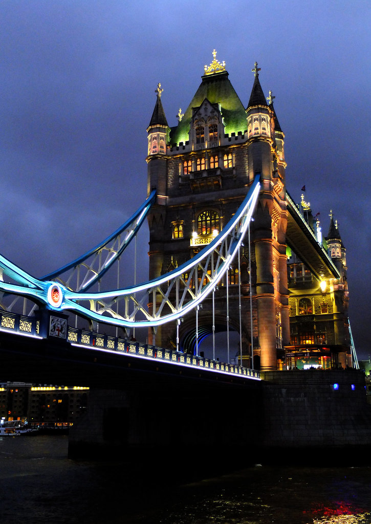 London Tower Bridge Dec 12