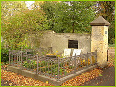 Cimetière de Copenhague- Copenhagen cemetery- 20 octobre 2008-Bindseil couple resting in peace.