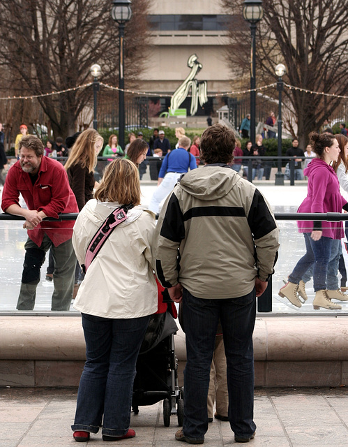 01a.IceRink.NGA.SculptureGarden.NW.WDC.28dec08