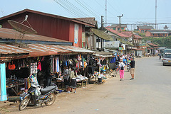 Phou Khoun and the highway nr. 7