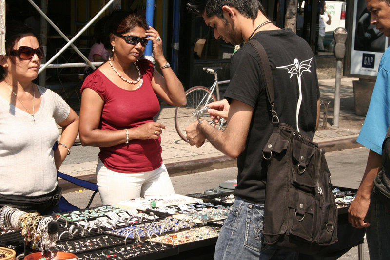 166.ChelseaMidtownDemosFestival.NYC.08sep07