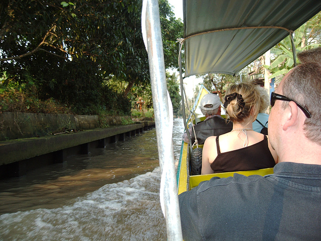 Auf dem Weg zu den Schwimmenden Märkten