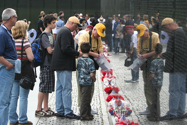 100.VietnamVeteransMemorial.WDC.23may08