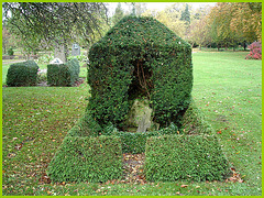 Cimetière de Copenhague- Copenhagen cemetery- 20 octobre 2008-Haie mortuaire- Funeral hedge.