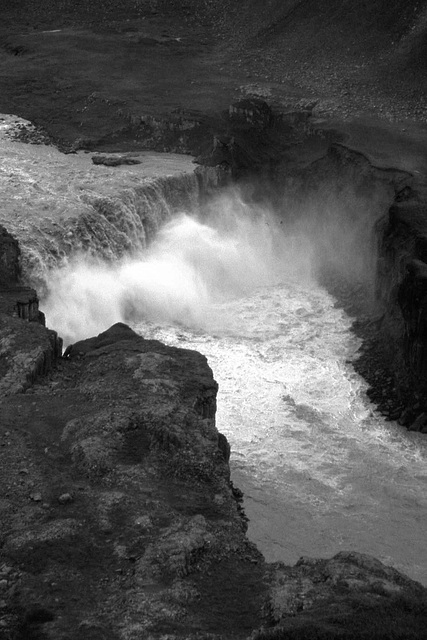 Hafragilsfoss Monochrome