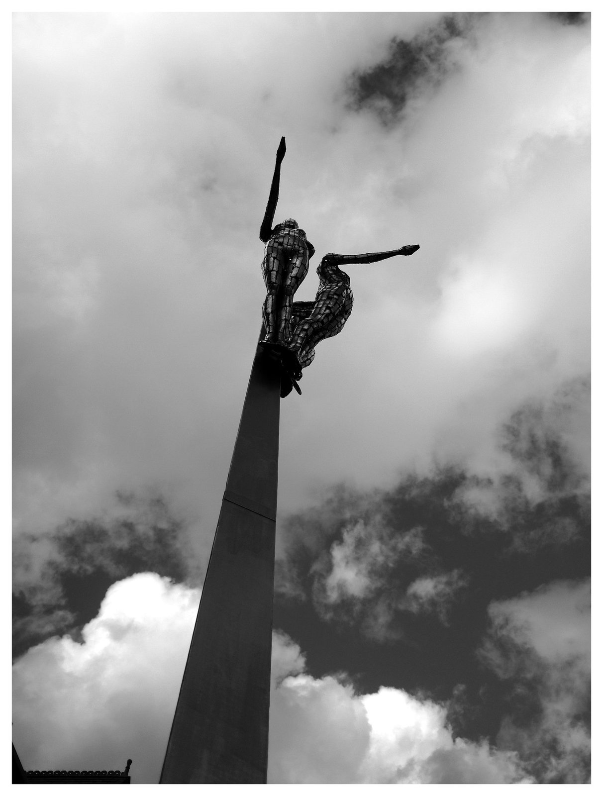 Atrium Camberley statue 1