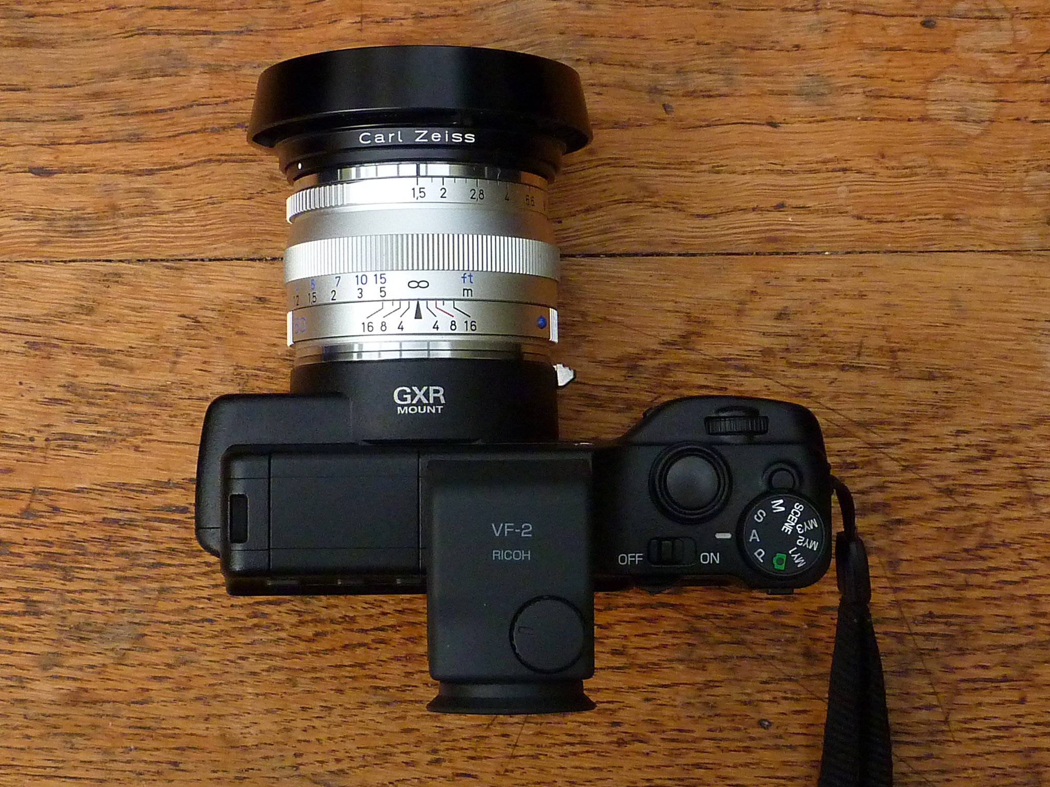 50mm Zeiss Sonnar on Ricoh GXR M Mount