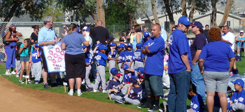 Little Leaguers (3803)