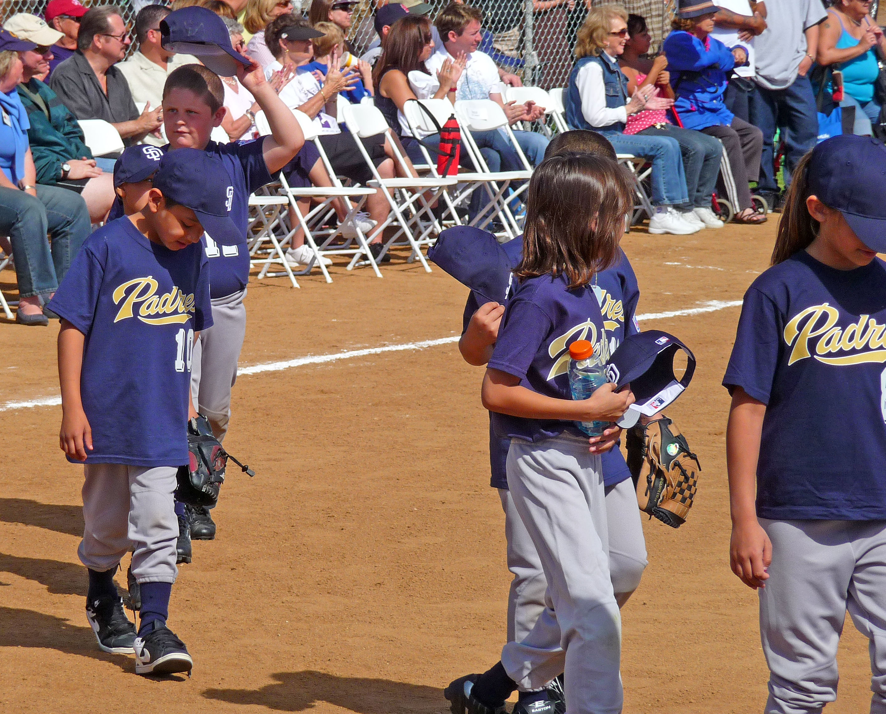 Little Leaguers (3832)