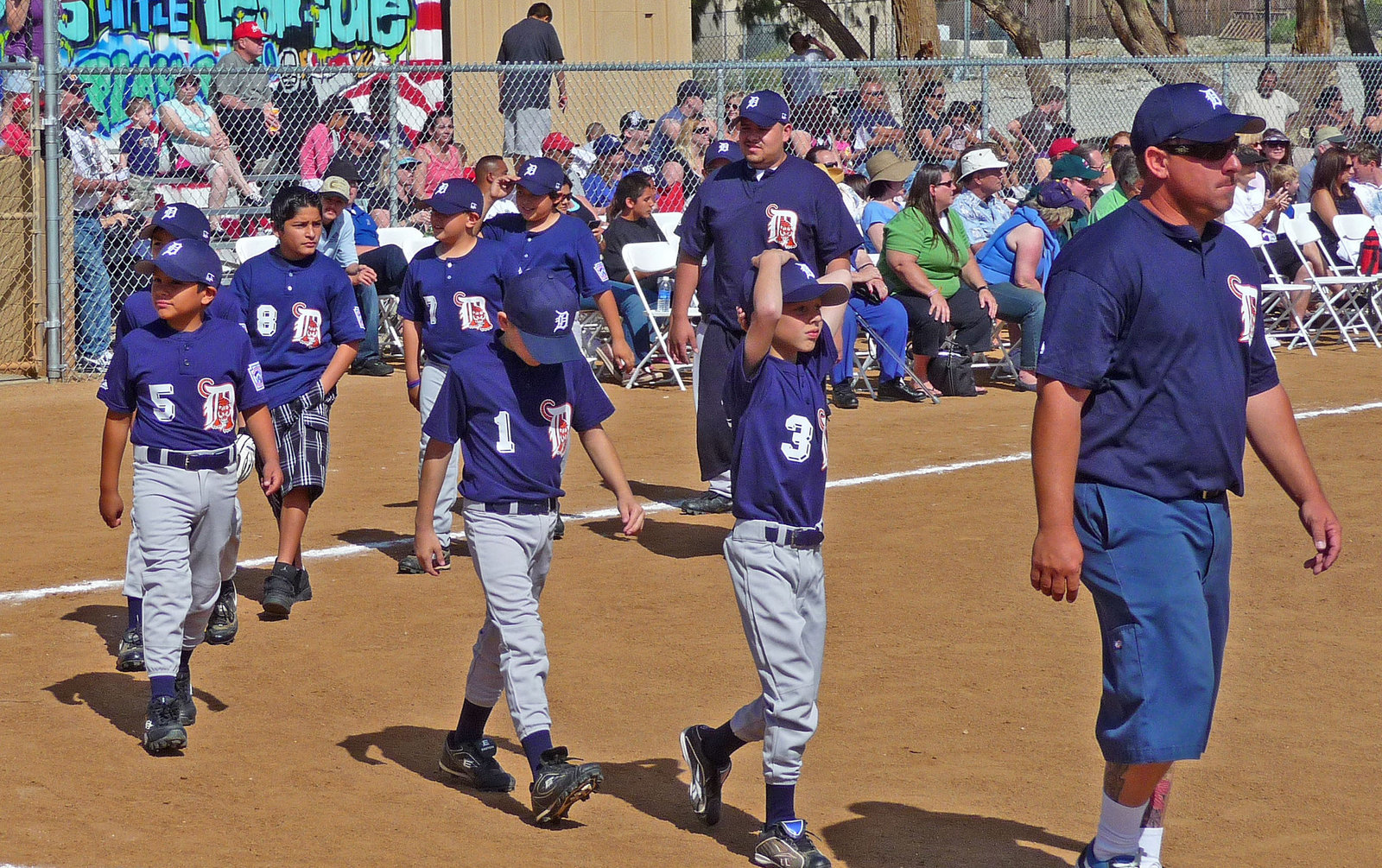 Little Leaguers (3848)