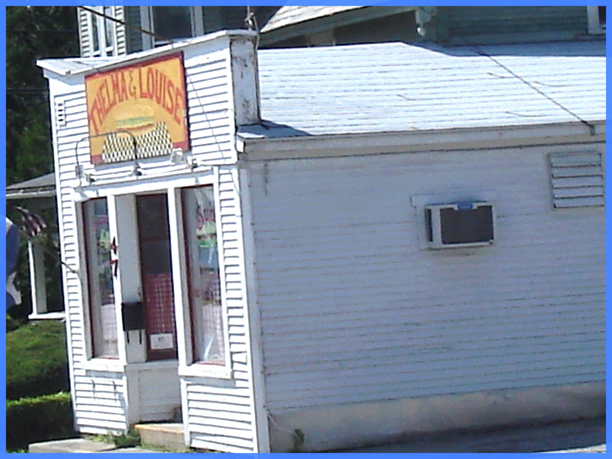 Thelma & Louise deli- Vermont- USA. August 2008.