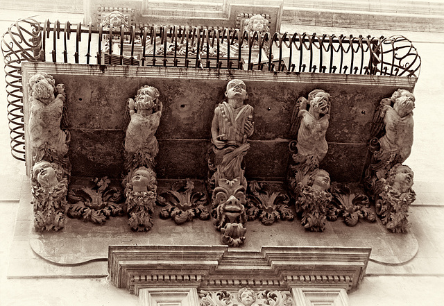 Balcony in Noto