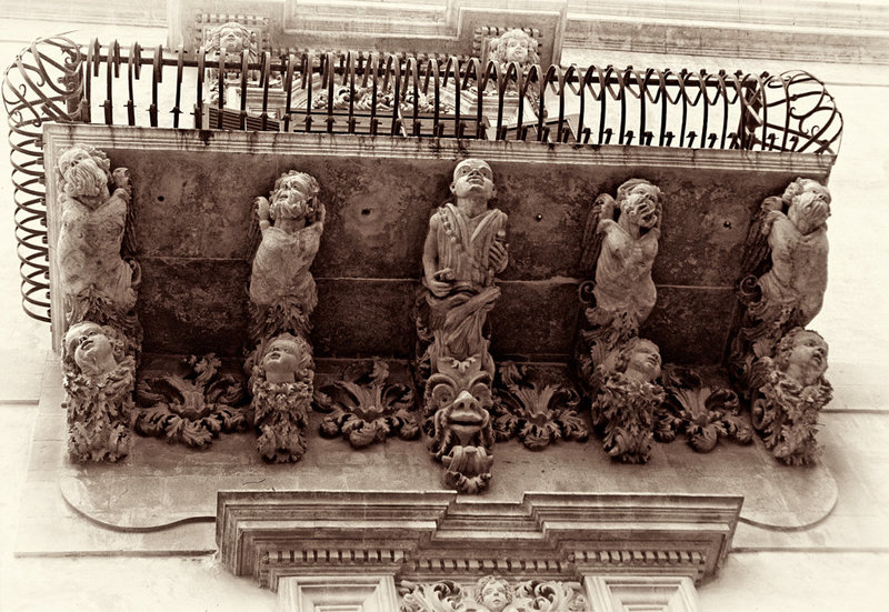 Balcony in Noto