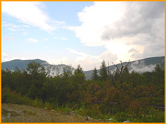 Green mountains clouds /  Nuages de montagnes - Road no-7- East Dorset area- Vermont . USA. 6 août 2008.