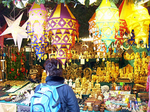 2008-12-22 45 574-a Striezelmarkt, Dresdeno