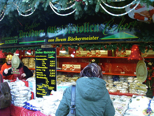 2008-12-22 69 574-a Striezelmarkt, Dresdeno