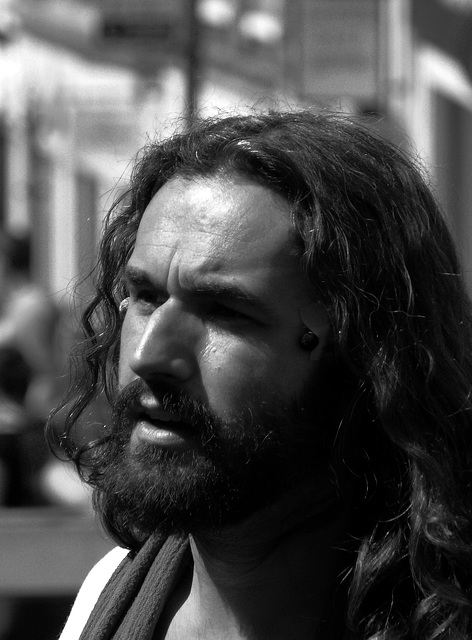 Guildford Jesus 2 b&w Easter 2011