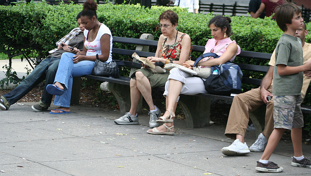 35.Sunday.DupontCircle.WDC.1jun08