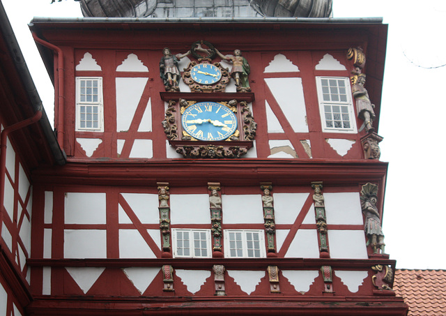 Am Eckturm im Schloß