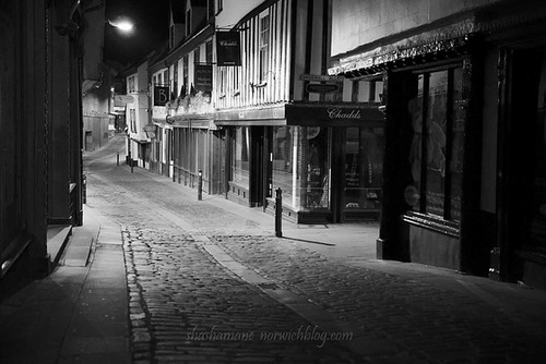 night time norwich vi