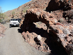 Arch in Chuckawalla Canyon (2235)