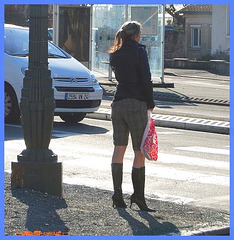 Lilette la pipelette / A street candid gift -  un cadeau de photo de la rue - Photo originale / Original shot
