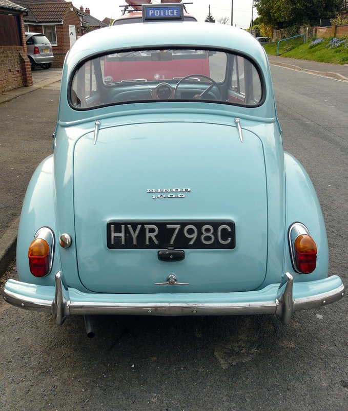 Morris Minor 1000 Back