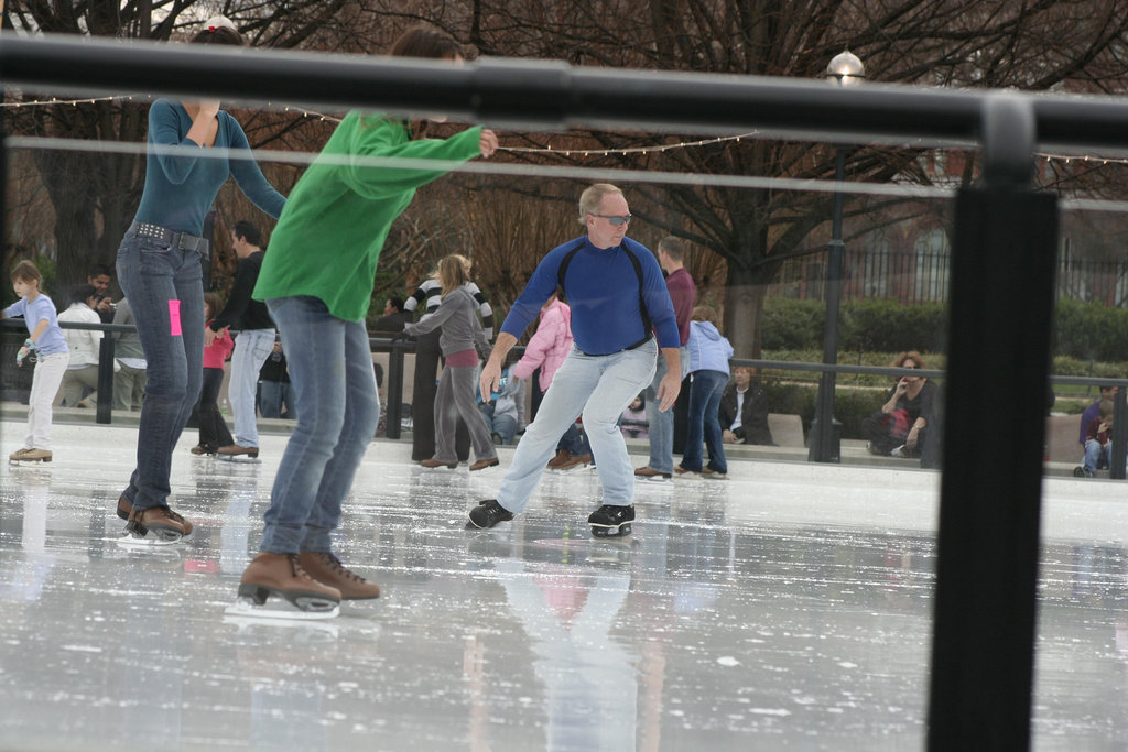 16.IceRink.NGA.SculptureGarden.NW.WDC.28dec08