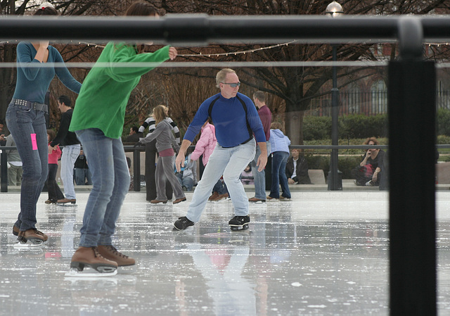 16a.IceRink.NGA.SculptureGarden.NW.WDC.28dec08