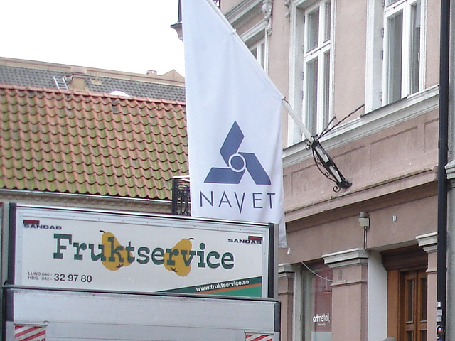 Navet sur drapeau / Frutkservice & Navet scenery  -  Helsingborg / Sweden - Suède.   22 octobre 2008